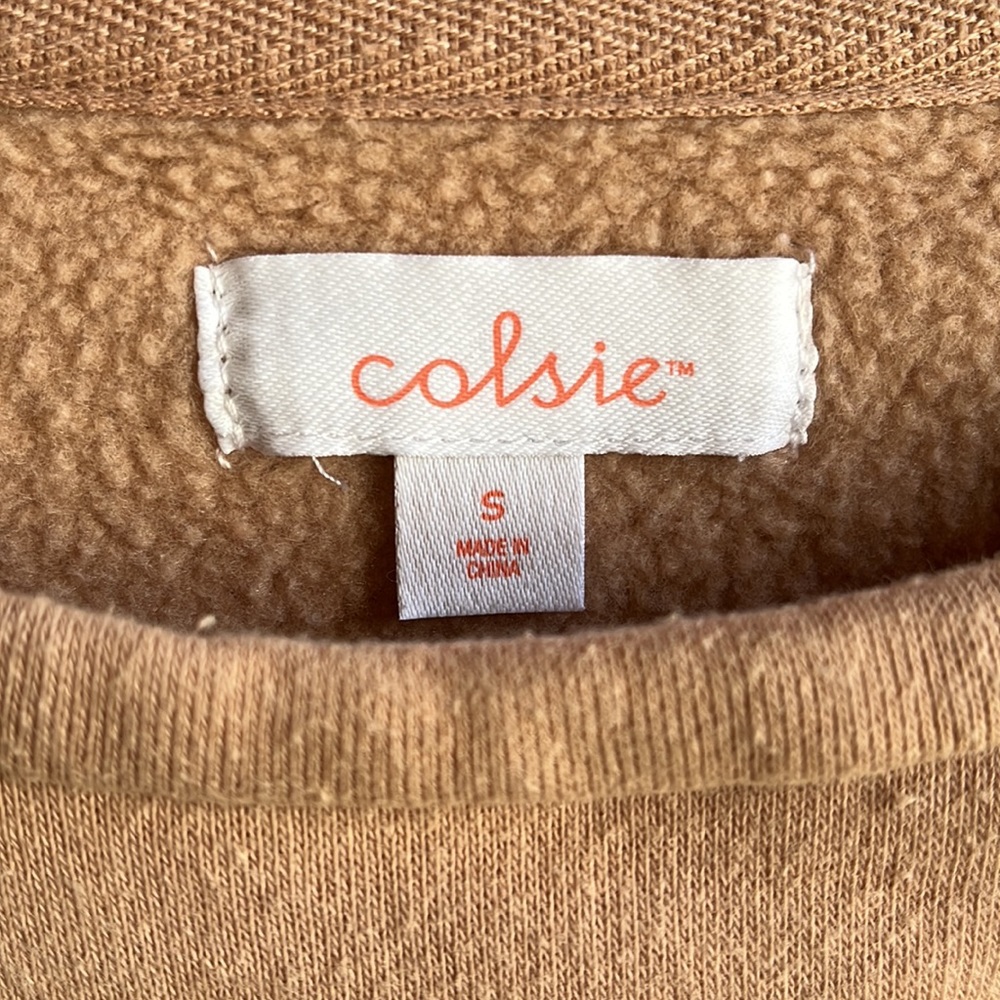 Colsie Cropped Sweatshirt - Picture 4 of 4